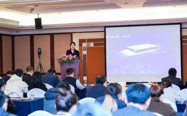 Kaiyun网址 开云文香新品展示会-上海站圆满举办引领教育科技新风尚——新文香、新产品、新征程(图3)
